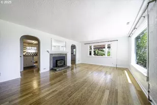 681 Liberty St, Ashland, OR 97520 - Photo 25