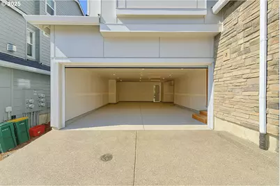 11935 SW 176th Dr, Beaverton, OR 97007 - Photo 3