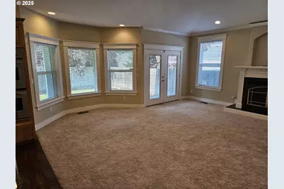 464 Oak Valley Loop, Winchester, OR 97495 - Photo 3