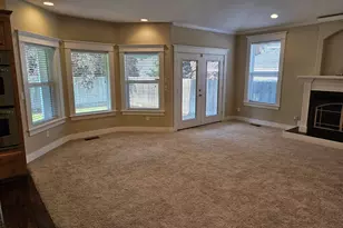 464 Oak Valley Loop, Winchester, OR 97495 - Photo 3