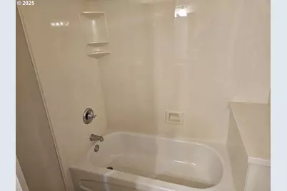 464 Oak Valley Loop, Winchester, OR 97495 - Photo 17