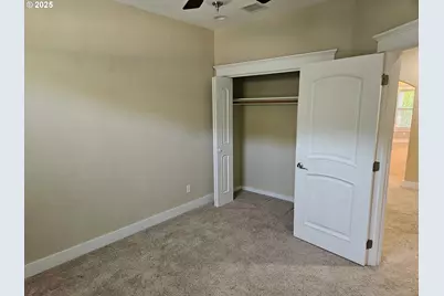 464 Oak Valley Loop, Winchester, OR 97495 - Photo 21