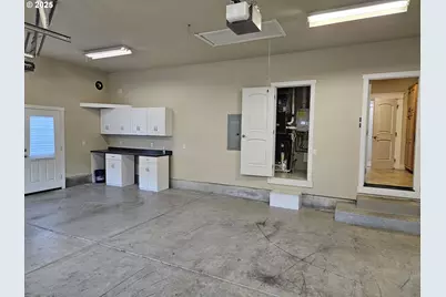 464 Oak Valley Loop, Winchester, OR 97495 - Photo 25