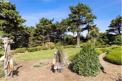 5220 SW Neal Ave, Waldport, OR 97394 - Photo 43