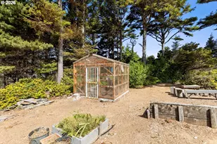 5220 SW Neal Ave, Waldport, OR 97394 - Photo 45