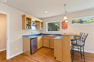 5220 SW Neal Ave, Waldport, OR 97394 - Photo 29