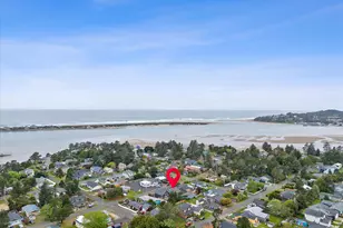 6524 SW Galley Ave, Lincoln City, OR 97367 - Photo 33