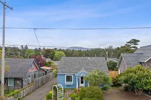 6524 SW Galley Ave, Lincoln City, OR 97367 - Photo 35
