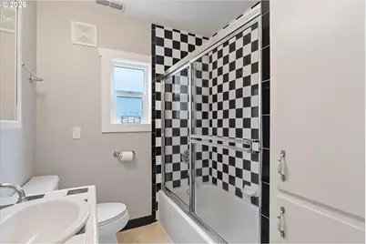 6524 SW Galley Ave, Lincoln City, OR 97367 - Photo 15