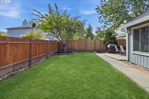 871 SE 66th Ct, Hillsboro, OR 97123 - Photo 31