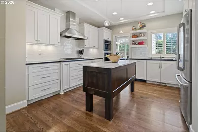 3325 Cedar Ct, Lake Oswego, OR 97034 - Photo 13