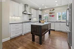 3325 Cedar Ct, Lake Oswego, OR 97034 - Photo 13