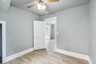 2035 4th St, Salem, OR 97301 - Photo 31