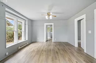 2035 4th St, Salem, OR 97301 - Photo 9