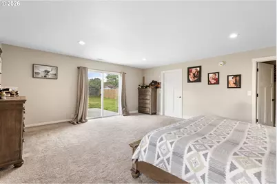 2029 Castle Ave, Roseburg, OR 97471 - Photo 17