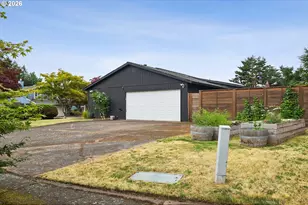 1611 NW Angeline Ct, Gresham, OR 97030 - Photo 35