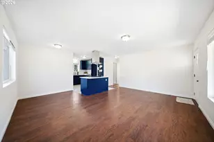 8016 NE Fremont St, Portland, OR 97213 - Photo 9