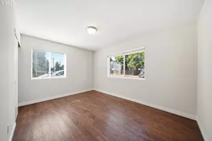 8016 NE Fremont St, Portland, OR 97213 - Photo 13