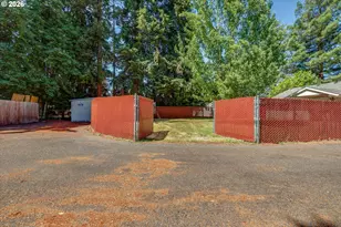19229 SE River Rd, Milwaukie, OR 97267 - Photo 35