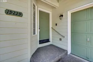 19229 SE River Rd, Milwaukie, OR 97267 - Photo 39