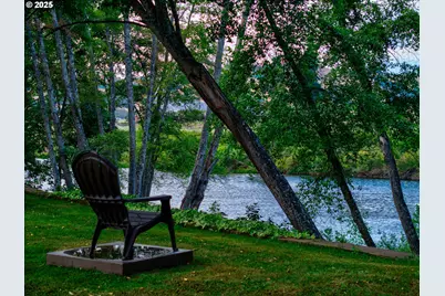 1884 Wild River Dr, Roseburg, OR 97470 - Photo 7