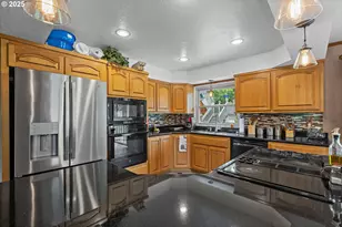 1884 Wild River Dr, Roseburg, OR 97470 - Photo 13