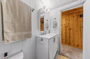 542 NW Douglas St, Dallas, OR 97338 - Photo 23