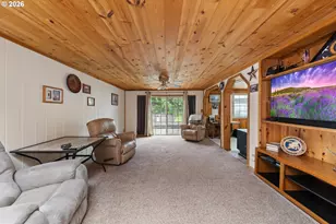 542 NW Douglas St, Dallas, OR 97338 - Photo 11