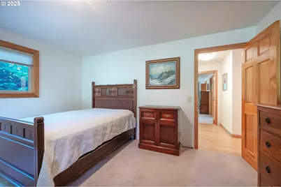 1925 Sylvan St, Eugene, OR 97403 - Photo 21