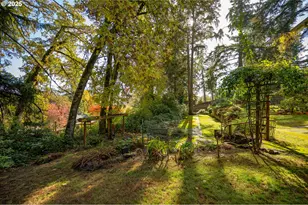 1925 Sylvan St, Eugene, OR 97403 - Photo 45