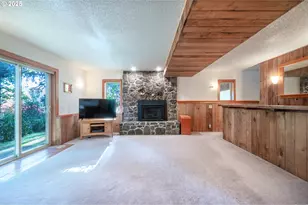 1925 Sylvan St, Eugene, OR 97403 - Photo 33