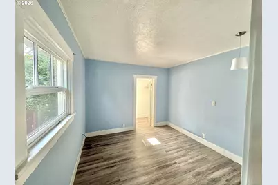 508 S 7th St, Coos Bay, OR 97420 - Photo 13