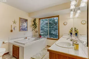 15435 SW Gleneden Dr, Beaverton, OR 97007 - Photo 17