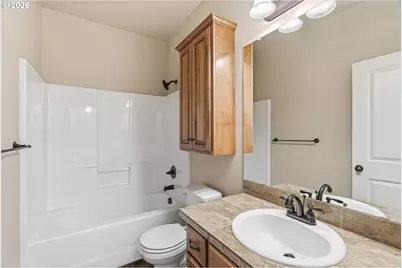 916 NW 105th Cir, Vancouver, WA 98685 - Photo 25