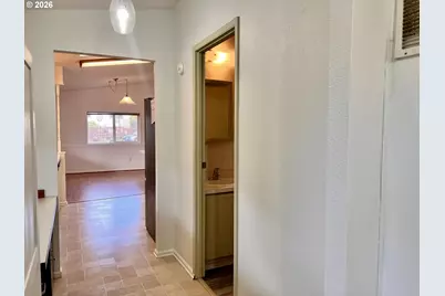 1286 S 59th St, Springfield, OR 97478 - Photo 11