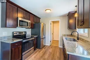 2285 SW 193rd Ct, Beaverton, OR 97003 - Photo 19