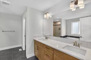 12139 SW Turnagain Dr, Tigard, OR 97224 - Photo 27