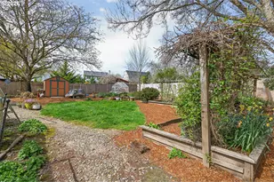 945 Willamina Ave, Forest Grove, OR 97116 - Photo 41