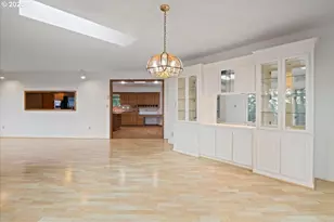 2369 Emerald Dr, Salem, OR 97304 - Photo 17