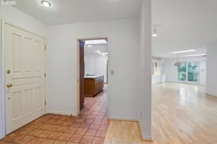 2369 Emerald Dr, Salem, OR 97304 - Photo 7