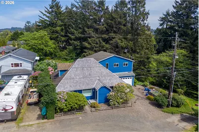 1127 S Pine St, Newport, OR 97365 - Photo 5