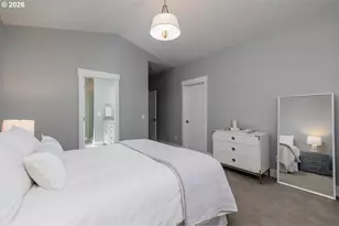 9043 SW W Haven Dr, Portland, OR 97225 - Photo 21