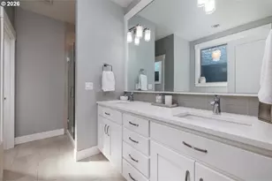 9043 SW W Haven Dr, Portland, OR 97225 - Photo 23