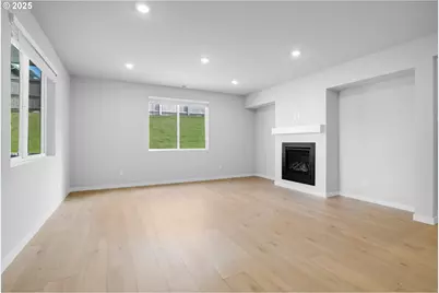 14956 SW 165th Ave, Tigard, OR 97224 - Photo 3