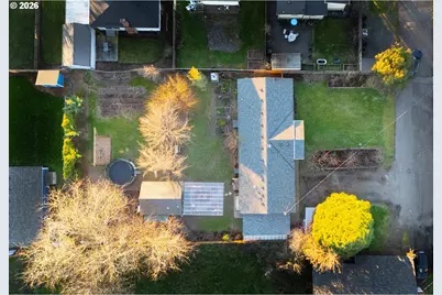 240 W Jefferson St, Carlton, OR 97111 - Photo 33