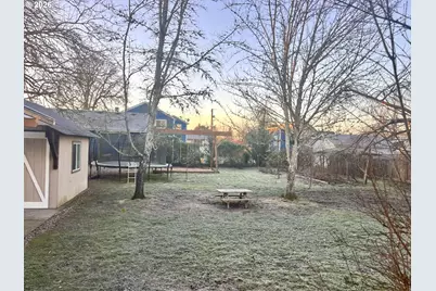 240 W Jefferson St, Carlton, OR 97111 - Photo 19