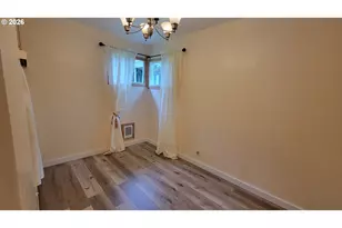 400 State St, North Bend, OR 97459 - Photo 17