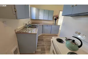 400 State St, North Bend, OR 97459 - Photo 7