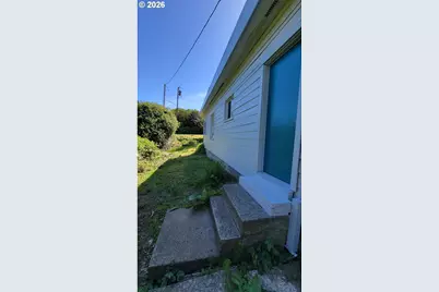 400 State St, North Bend, OR 97459 - Photo 23