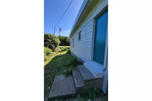 400 State St, North Bend, OR 97459 - Photo 23